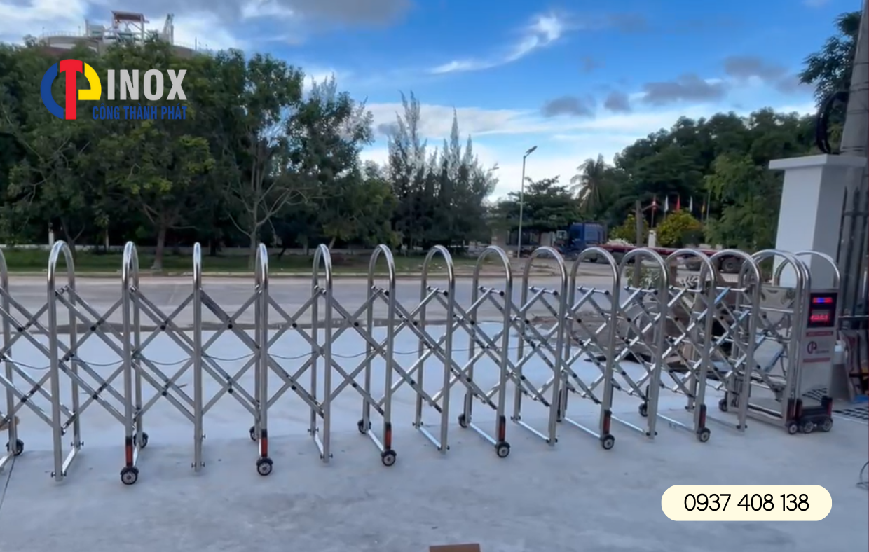 độ bền cổng xếp inox việt nam