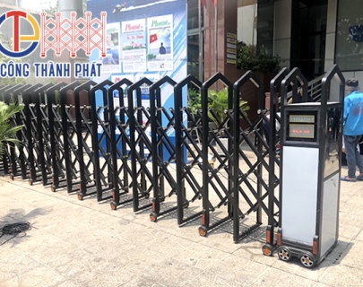 Cửa Cổng Xếp CTP 12